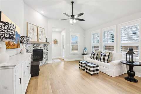 8128 Legacy Trail, McKinney, TX 75071