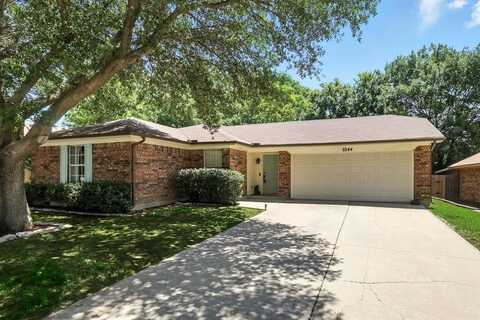 8244 Mark Lane, Watauga, TX 76148