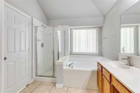 6717 Braeview Drive, Fort Worth, TX 76137