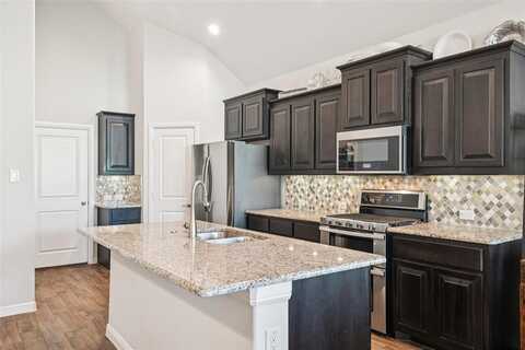 8901 Thompson Road, Argyle, TX 76226