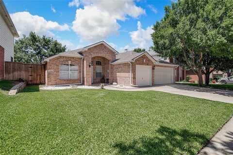 5504 Canyon Lands Drive, Fort Worth, TX 76137