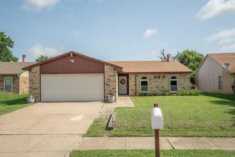 4025 Shagbark Street, Fort Worth, TX 76137