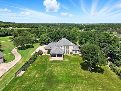 135 Woodstream, Cresson, TX 76035
