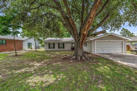 4013 Cherokee Court, Granbury, TX 76048
