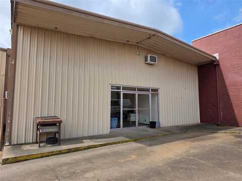 102 S Wilhite Street, Cleburne, TX 76031