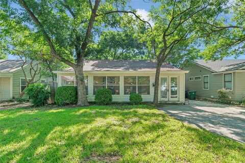 1717 Virginia Place, Fort Worth, TX 76107
