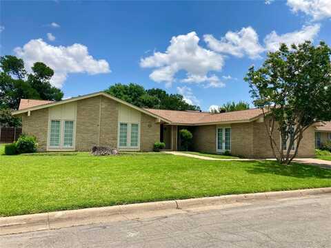15745 Havenrock Circle, Dallas, TX 75248