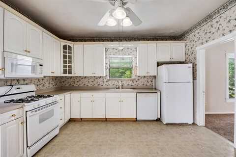 704 E Main Street, Ovilla, TX 75145