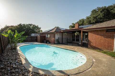 1610 Alpine Pass, Lewisville, TX 75077