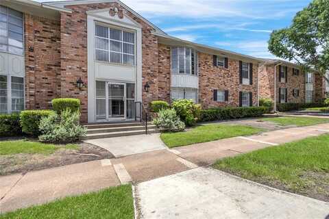 5835 E University Boulevard, Dallas, TX 75206