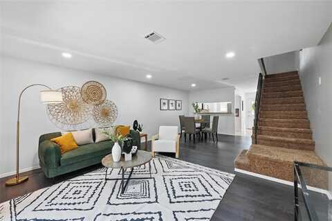 19 Abbey Road, Euless, TX 76039