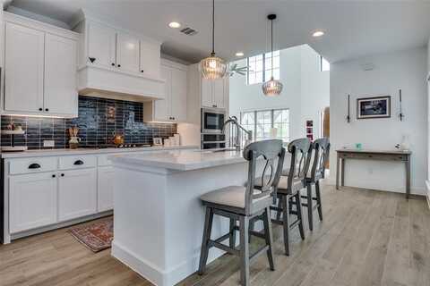 2128 Eastleigh Drive, Fort Worth, TX 76008