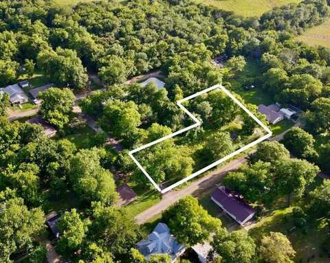 202 Elm Street, Roxton, TX 75477