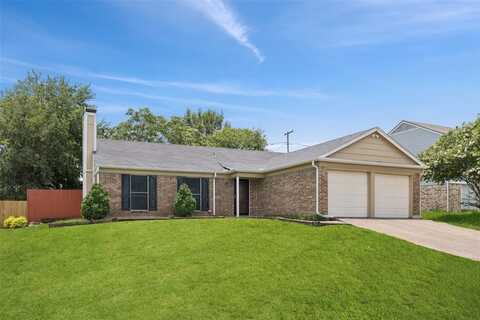 2017 Jessie Place, Edgecliff Village, TX 76134