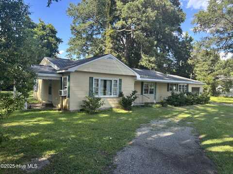207 West Avenue, Plymouth, NC 27962