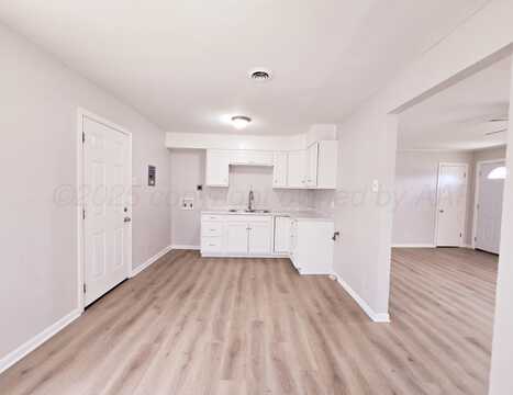 4301 S WASHINGTON Street, Amarillo, TX 79110