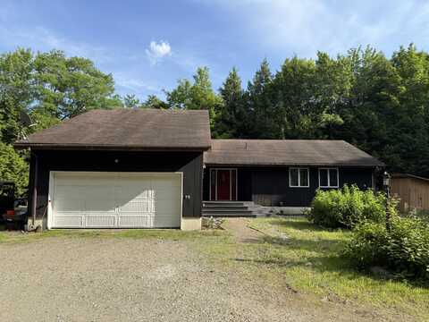 9628 US-9, Lewis, NY 12950