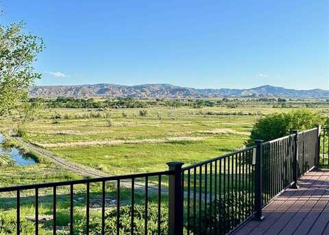 1002 Lane 11 1/2, Powell, WY 82435