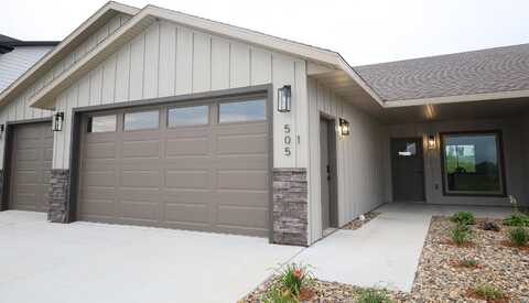 505 Mill Pond Rd, Rock Rapids, IA 51246