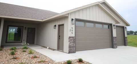505 Mill Pond Rd, Rock Rapids, IA 51246
