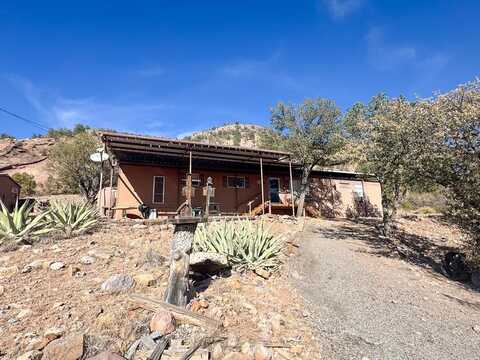 303 Squaw Valley Trail, Fort Davis, TX 79734