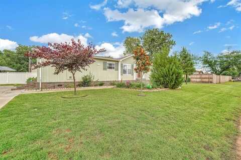 1821 W B Avenue, Elk City, OK 73644