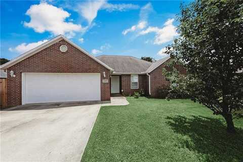 2167 Sweetwater Ranch AVE, Springdale, AR 72764