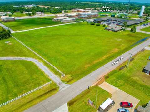 8th, McLoud, OK 74851