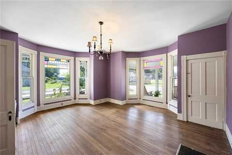 601 N Front ST, Dardanelle, AR 72834
