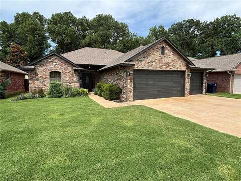 844 Shady Creek Lane, Yukon, OK 73099
