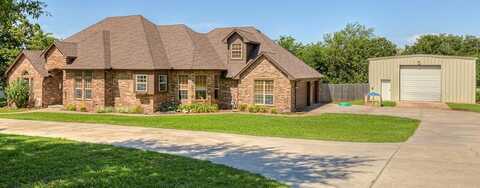 825 Liveoak Lane, Blanchard, OK 73010