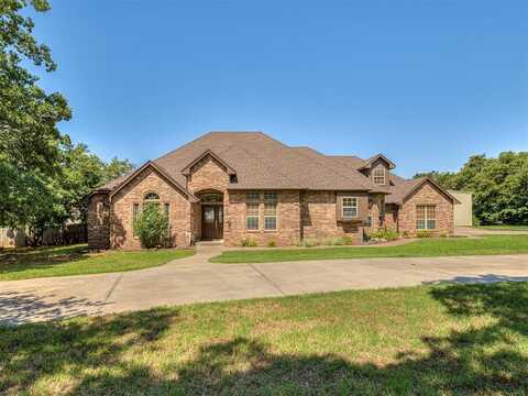 825 Liveoak Lane, Blanchard, OK 73010
