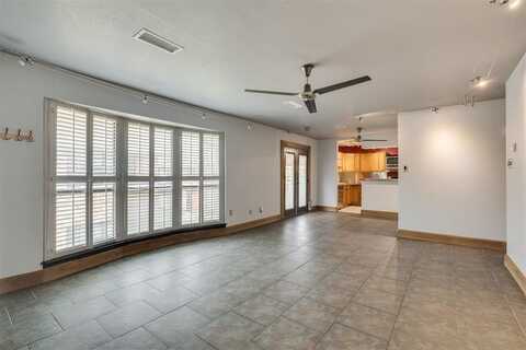 2527 NW 62nd Street, Oklahoma City, OK 73112