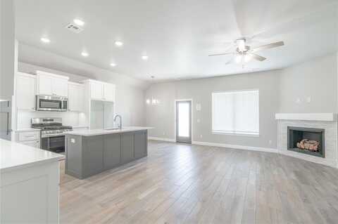 1220 Colonial Avenue, Tuttle, OK 73089