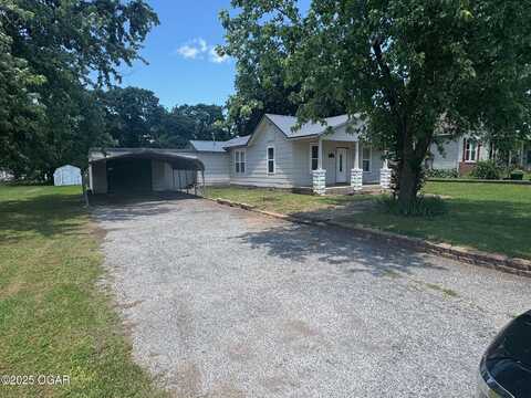 416 E 4th Street, Baxter Springs, KS 66713