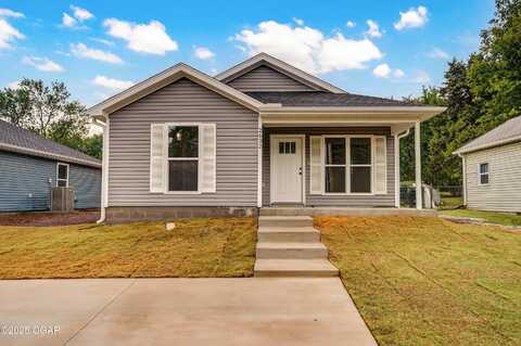 2632 E 4th Street, Joplin, MO 64801