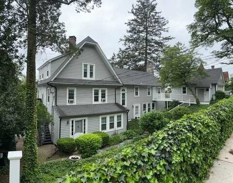 139 Bayview Avenue, Northport, NY 11768
