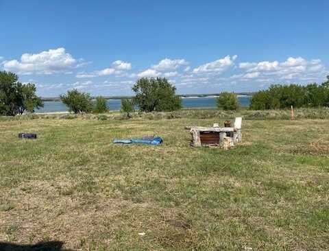 8 Shoreline Dr, Brule, NE 69127