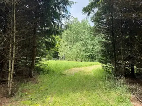 00 Silverthorn Rd, Edinboro, PA 16412