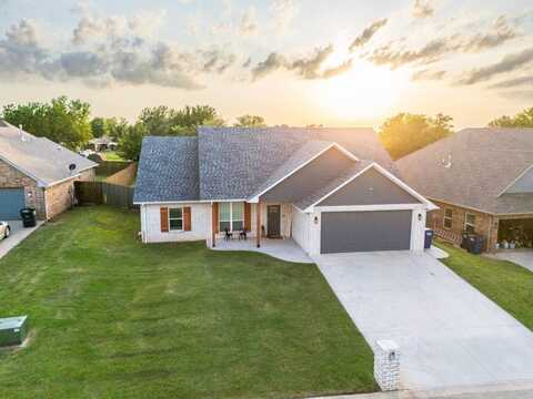 161 Sooner Drive, Stroud, OK 74079