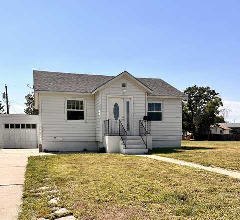 1120 Potash Ave, Alliance, NE 69301