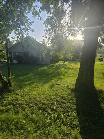 620 N Spruce, Paris, AR 72855