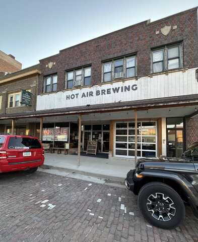 212 North Maple, Creston, IA 50801