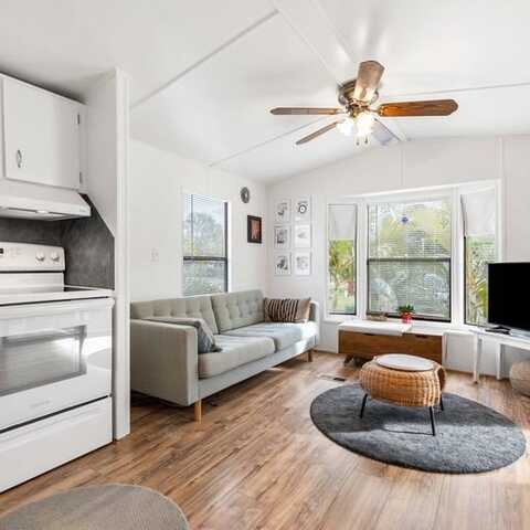 3223 N Lockwood Ridge Rd, Sarasota, FL 34234