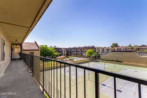 461 W HOLMES Avenue, Mesa, AZ 85210