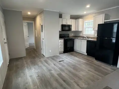 2407 Eight Mile Road, Kawkawlin, MI 48631