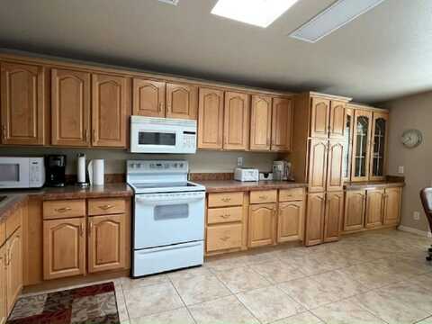 3301 S. Goldfield Road, Apache Junction, AZ 85119