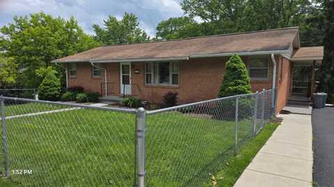 118 East Concord St, Athens, WV 24712