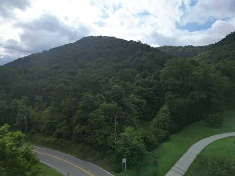 27 Paint Creek Road, Hansford, WV 25103