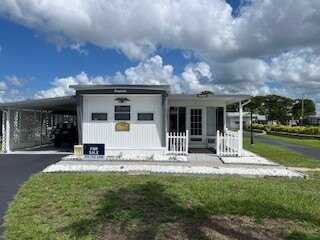 28A Janice Ave, Tavares, FL 32778